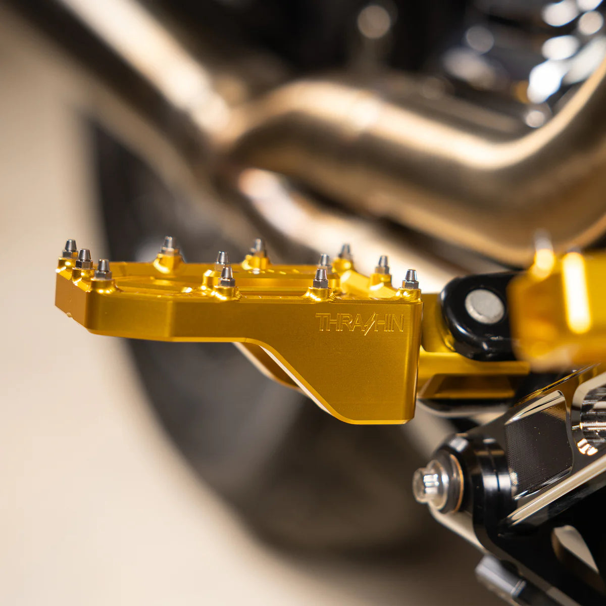 Thrashin Supply Aggressor Foot Pegs - Gold