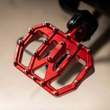 Thrashin Supply Aggressor Mini Floorboards - Red