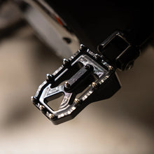 Thrashin Supply Aggressor Foot Pegs - Black