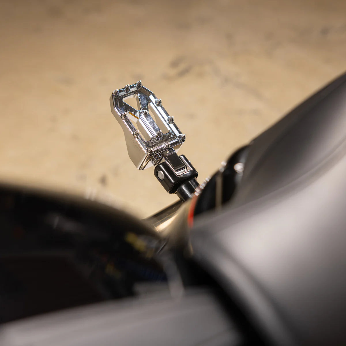 Thrashin Supply Aggressor Foot Pegs - Chrome