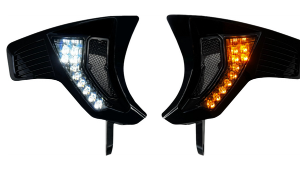Custom Dynamics Shark Demon® Integrated Front Turn Signal Vents - Smoke Lens