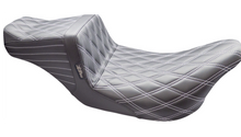 Le Pera Tailwhip Seat - Double Diamond w/ Titanium Thread - Black - FL '08-'24