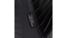 Le Pera Tailwhip Up Front Seat - Pleated - FLT/FLH '23-'25