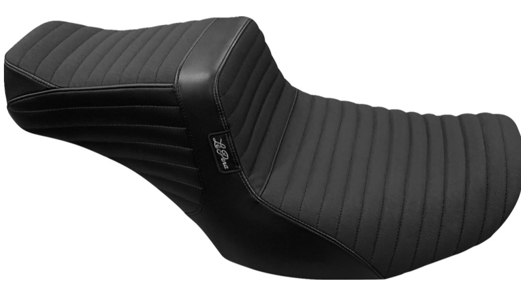 Le Pera Tailwhip Seat - Pleated w/ Gripper - FLH/FLT '23-'25
