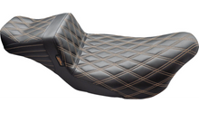 Le Pera Tailwhip Daddy Long Legs Seat - Double Diamond w/ Chestnut Thread - FLH/FLT '08-'24