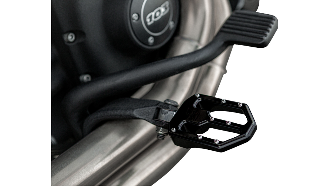 PRO-ONE PERF.MFG. Moto V1 Pegs - Male - Black