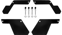 Saddlemen DXT Saddlebags - M8 Softail