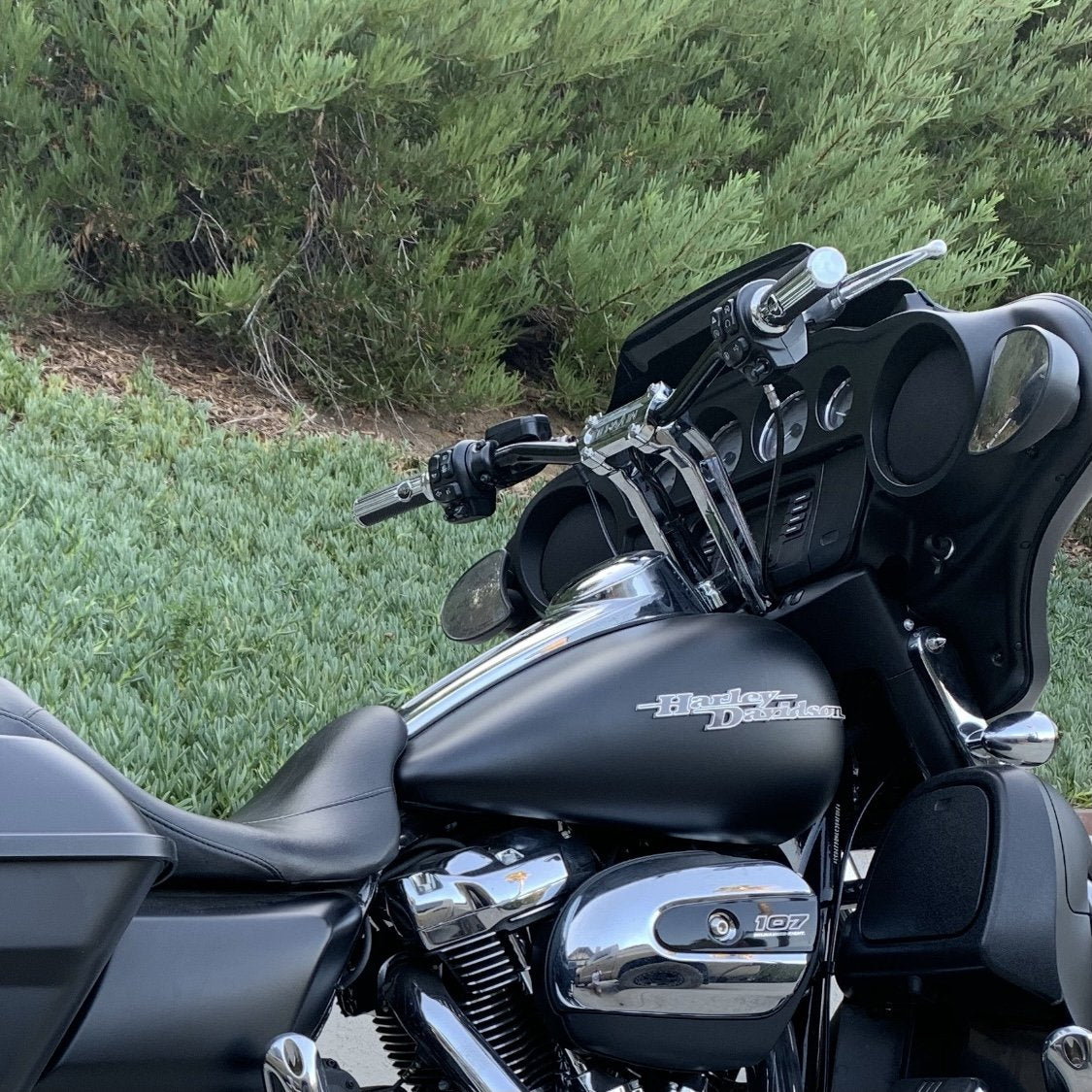 Street Glide Riser Adapter